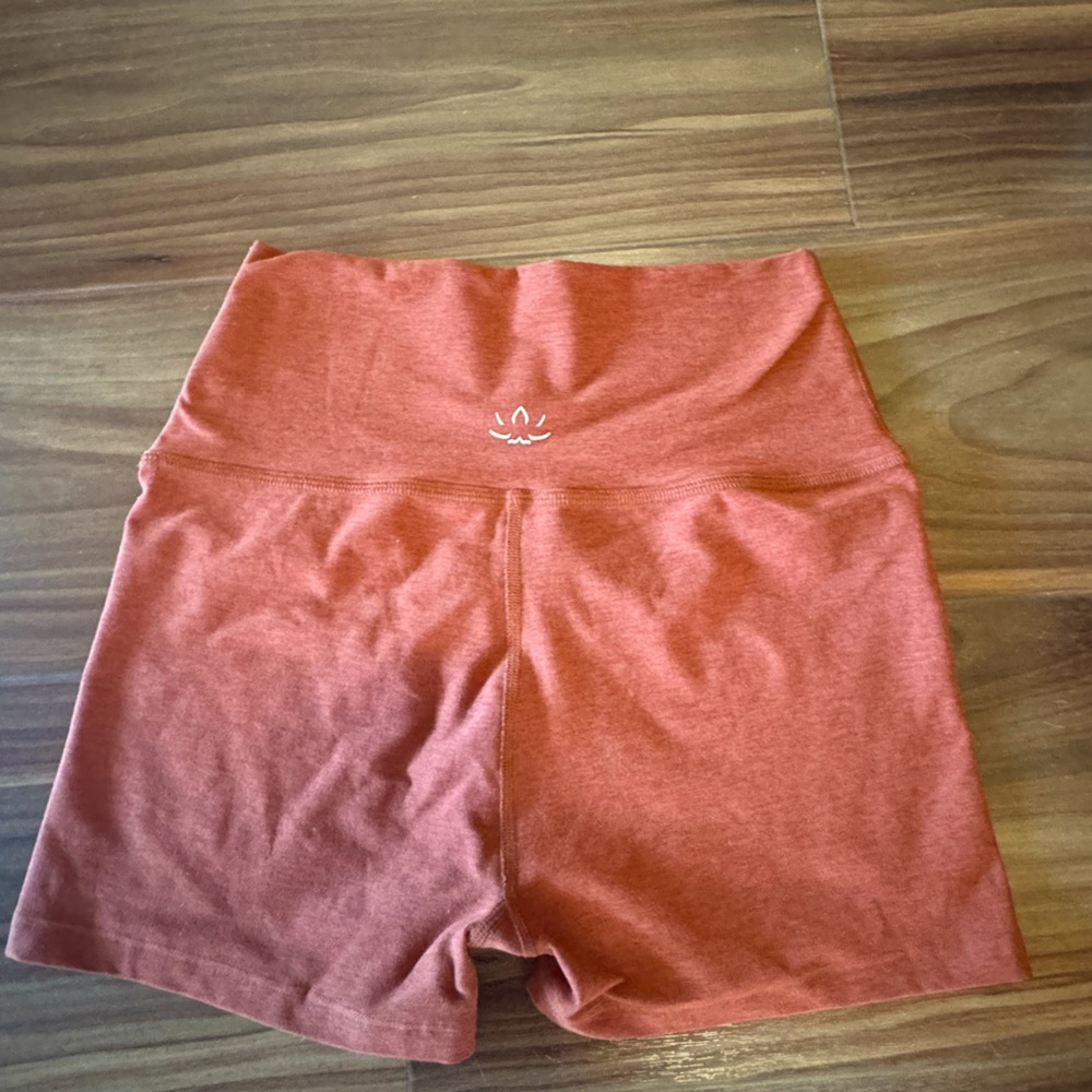 Beyond Yoga Spacedye 3” biker short. New condition.